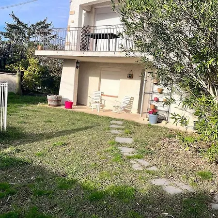 Provencal Au Calme A 20 Min D'avignon Apartment