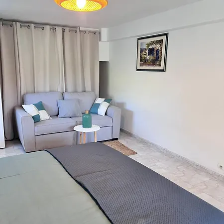Provencal Au Calme A 20 Min D'avignon Apartment