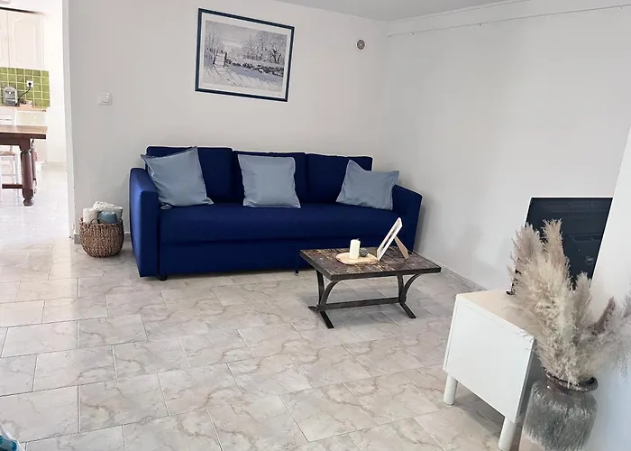 Provencal Au Calme A 20 Min D'avignon Апартаменты Lirac